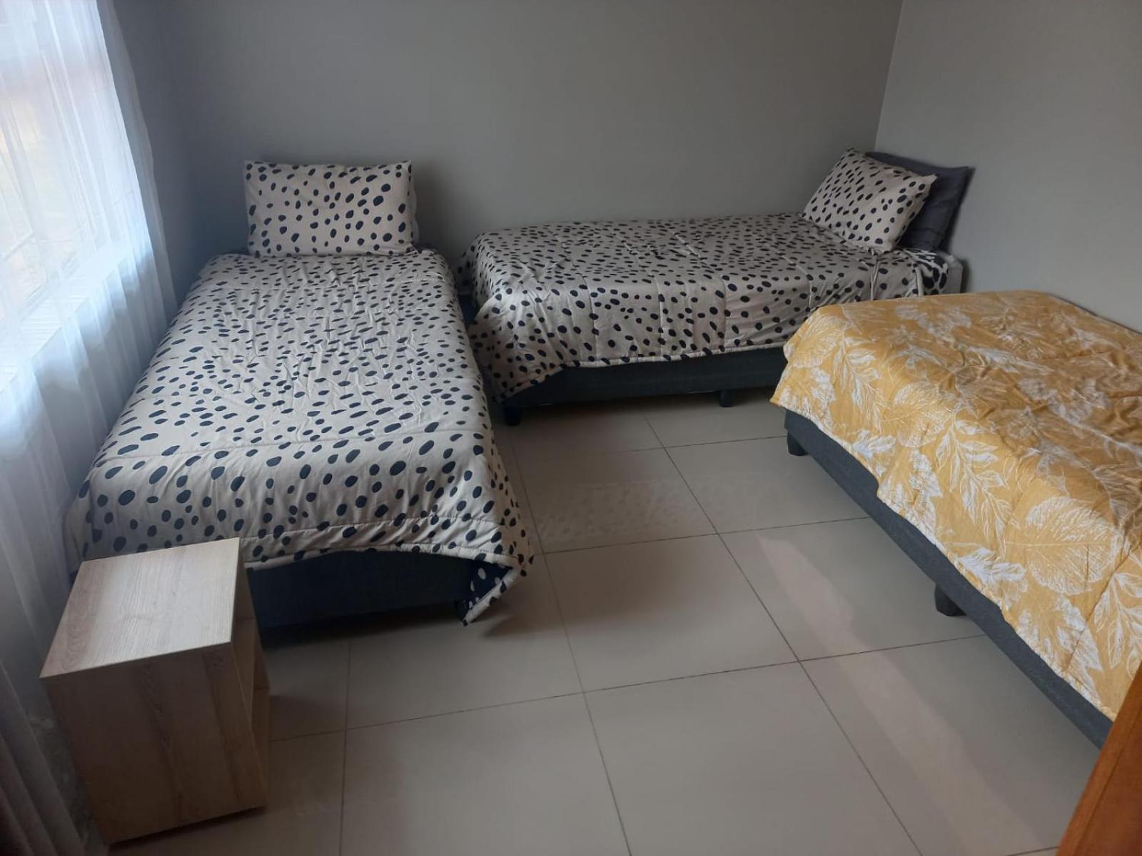 Rocky Hills Guesthouse بيت ريتيف المظهر الخارجي الصورة