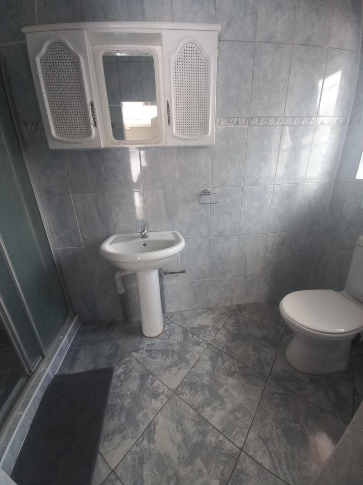 Rocky Hills Guesthouse بيت ريتيف المظهر الخارجي الصورة
