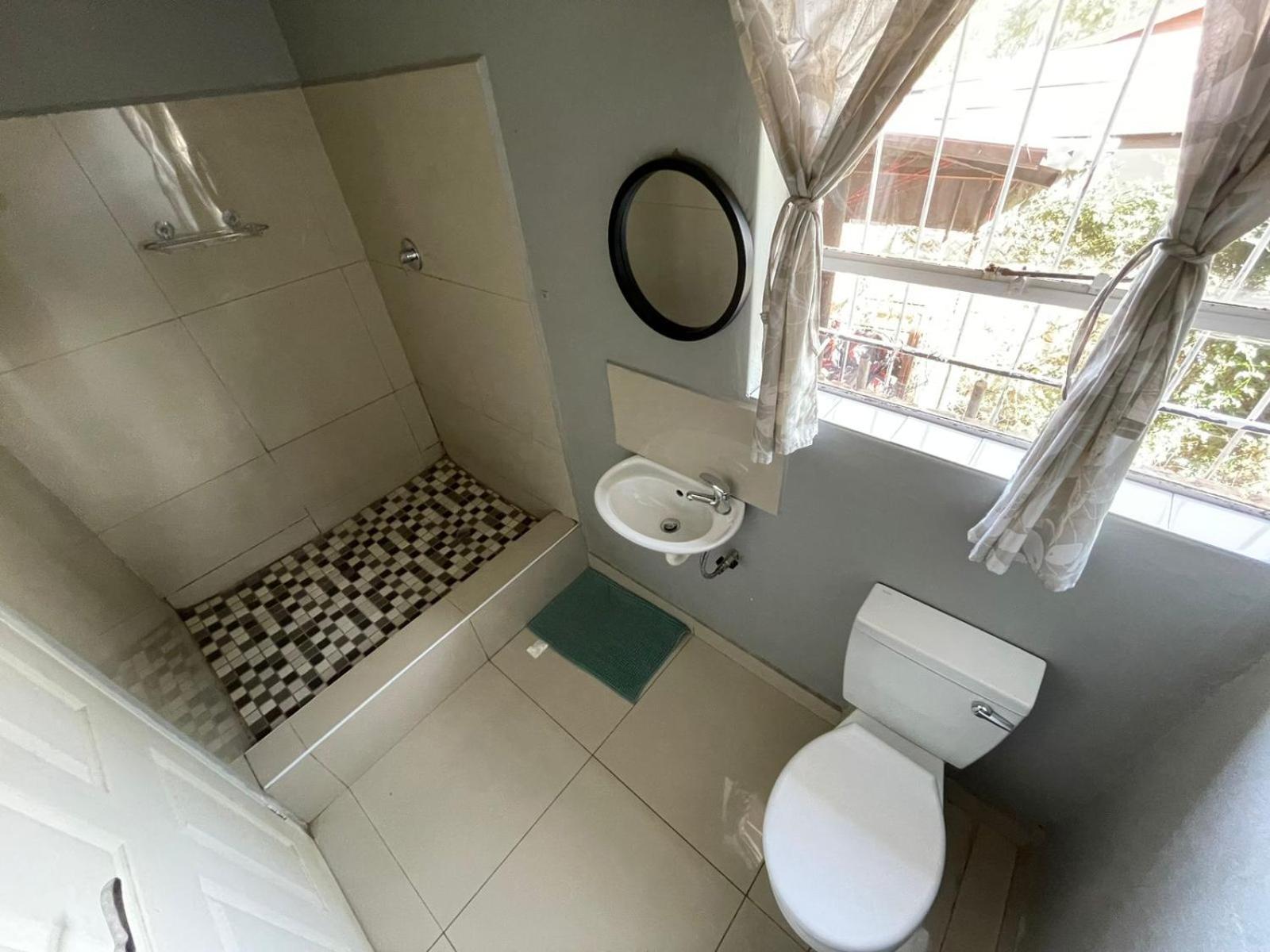 Rocky Hills Guesthouse بيت ريتيف المظهر الخارجي الصورة