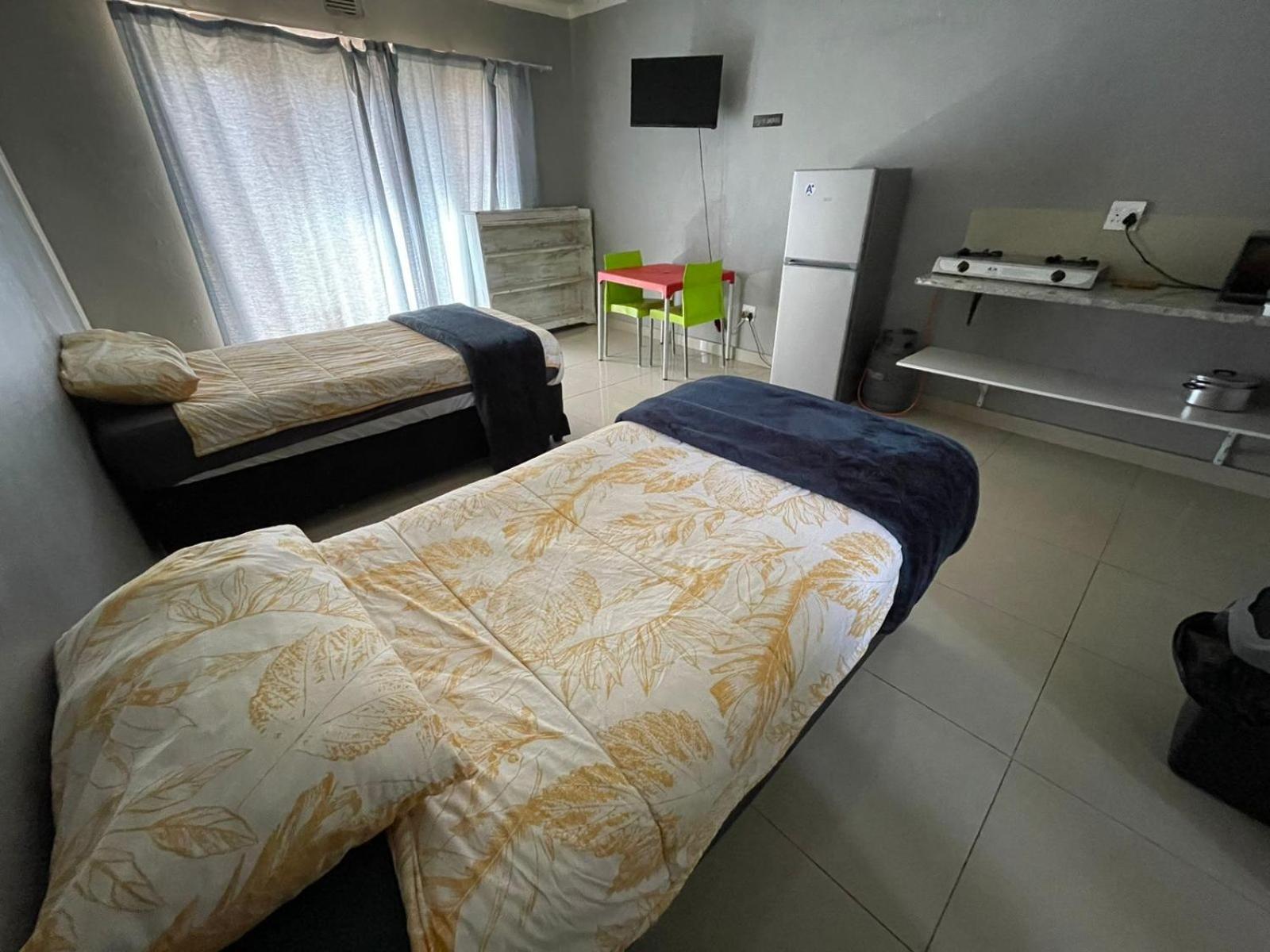 Rocky Hills Guesthouse بيت ريتيف المظهر الخارجي الصورة