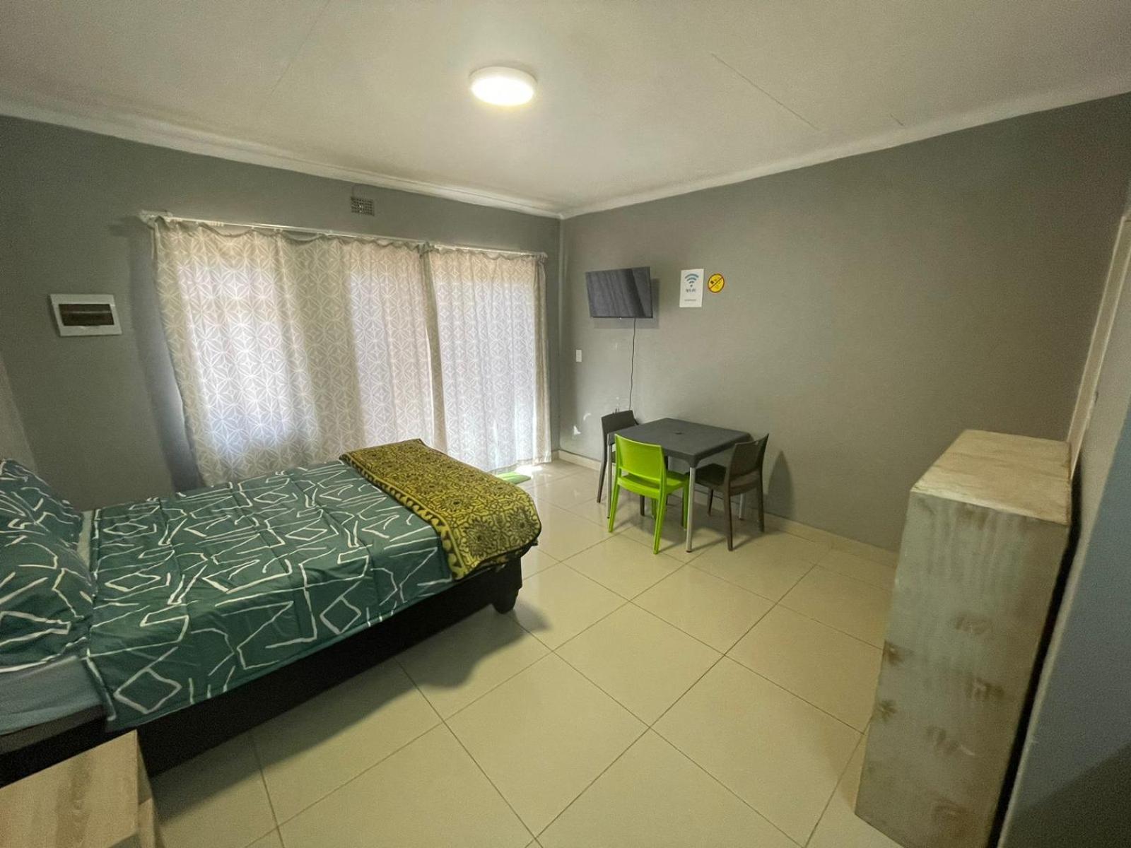 Rocky Hills Guesthouse بيت ريتيف المظهر الخارجي الصورة